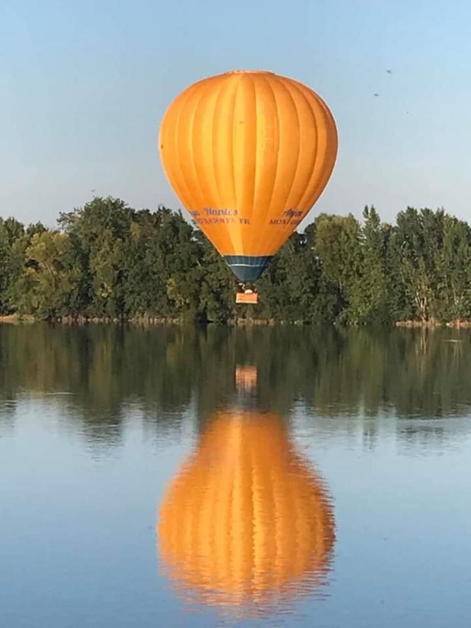 B&B Cote Loire Les Rosiers 외부 사진